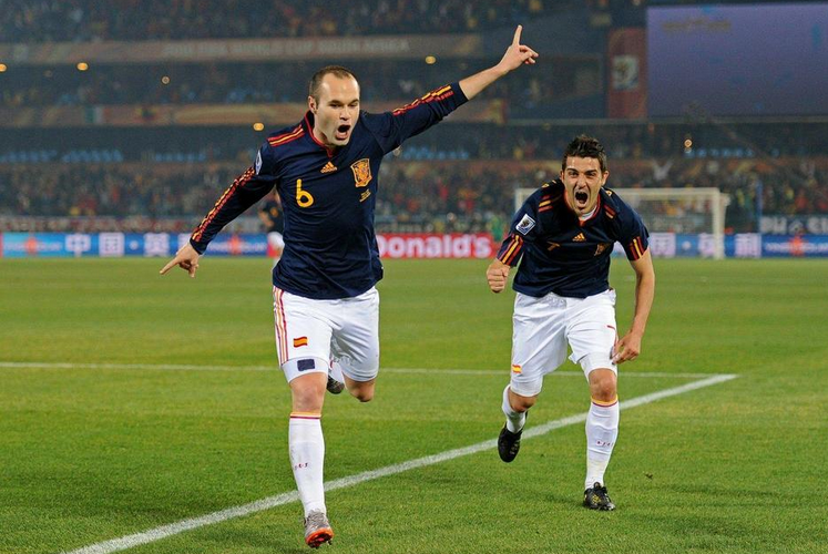 开云体育首页-赛地聚焦：中超关键时刻热度飙升，菲尼克斯太阳篮板制胜，引发热议，球探报告显示潜力的简单介绍